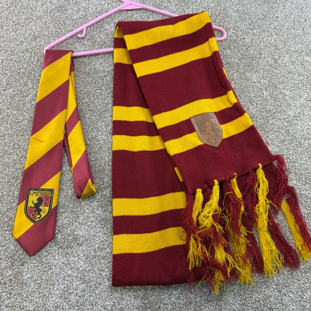 Spirit Harry Potter Gryffindor Scarf Tie Burgundy Halloween Costume Hogwarts